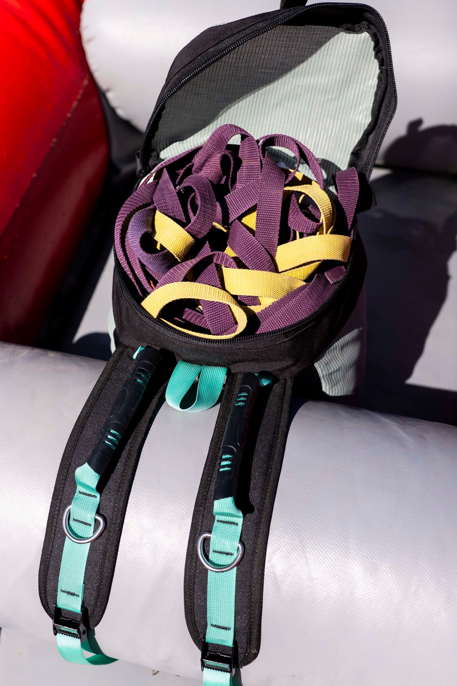 mesh thwart bag for whitewater rafts