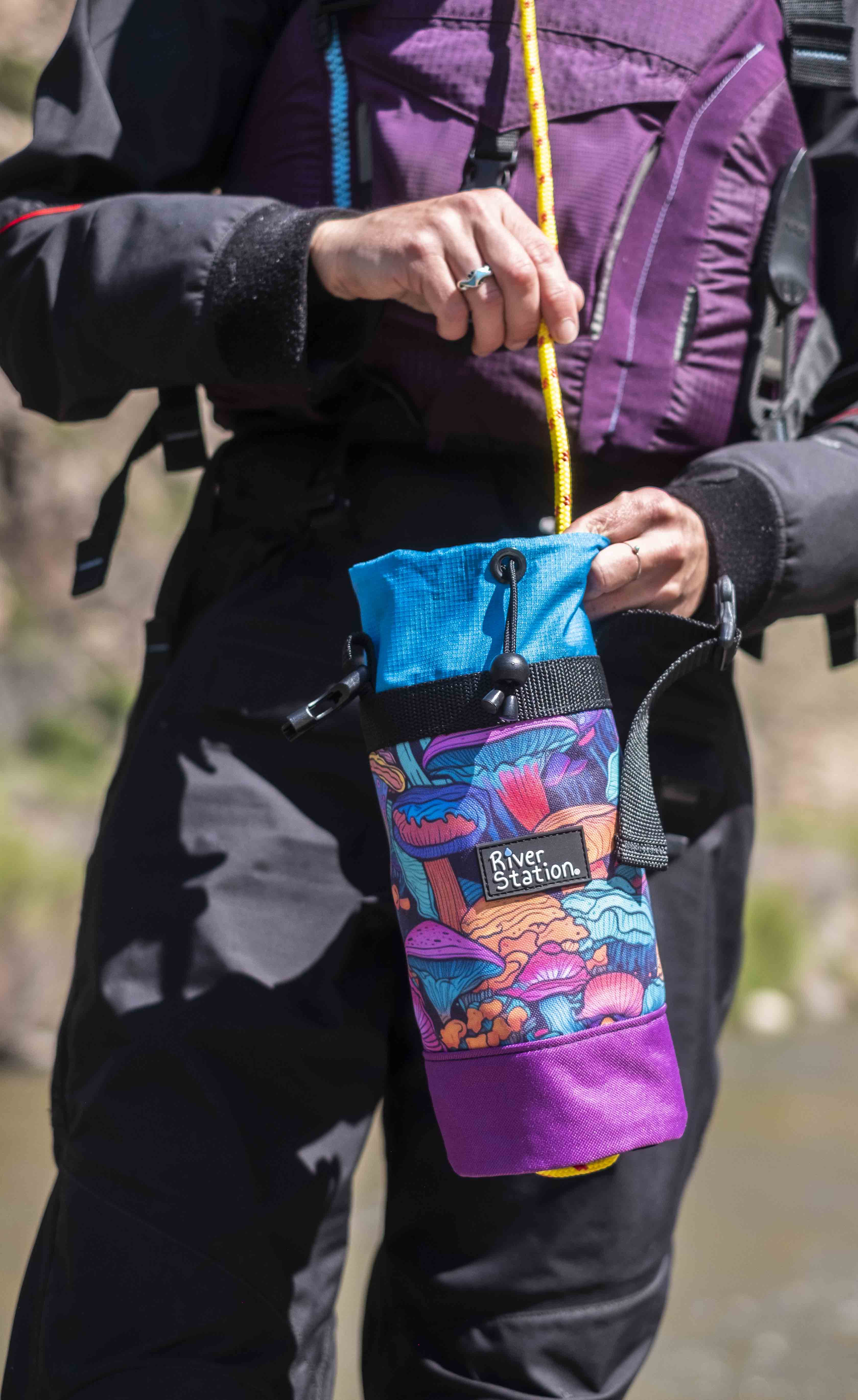 whitewater rafting throw bag for swift water rescue