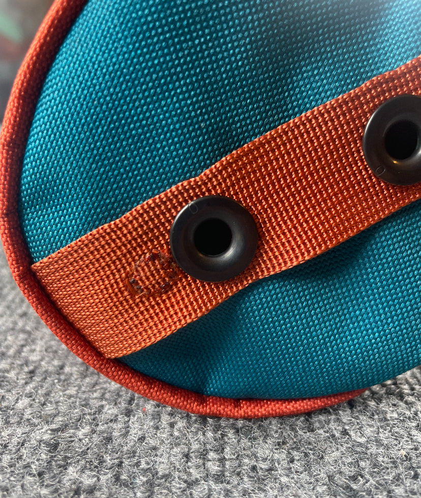 LE Throw bag (Cosmetic Defect)