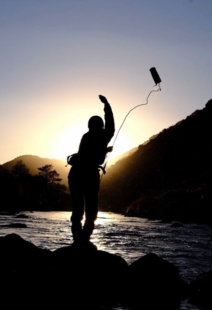 whitewater throw bag for swiftwater rescue