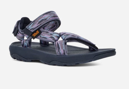 Women's footwear for kayaking