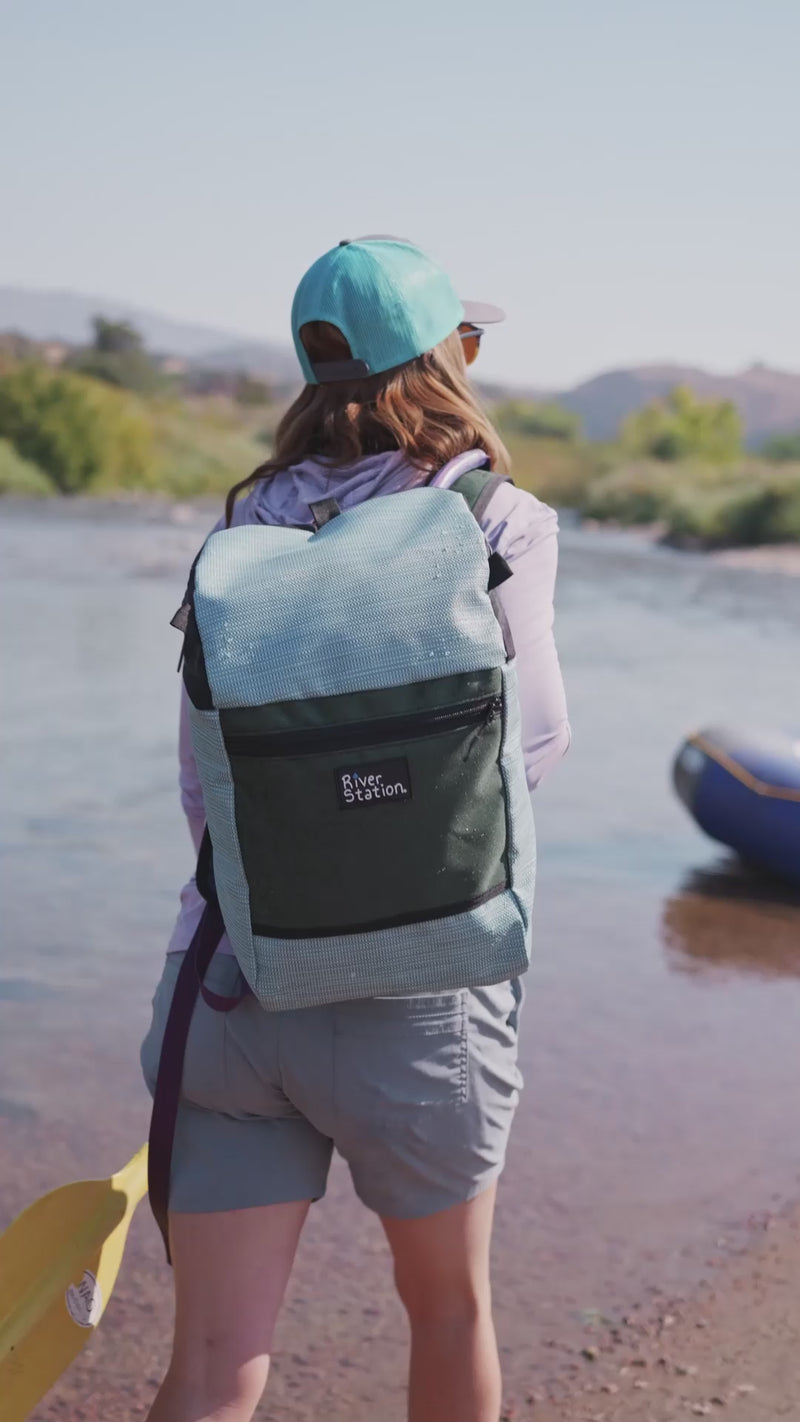 mesh thwart bag for whitewater rafting