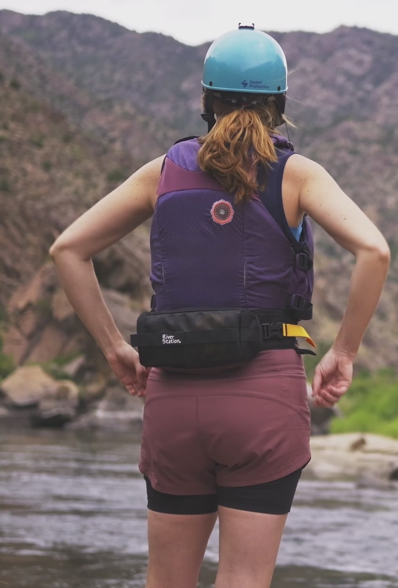 Load video: waist throw bag for rafting and kayaking